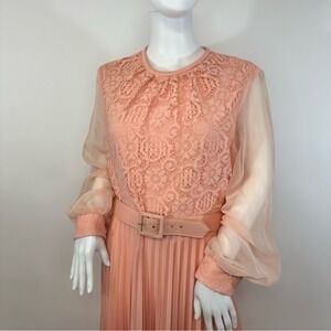Vintage Peach/Pink Two Piece Pleated Lace Dress With Lace‎ Vest